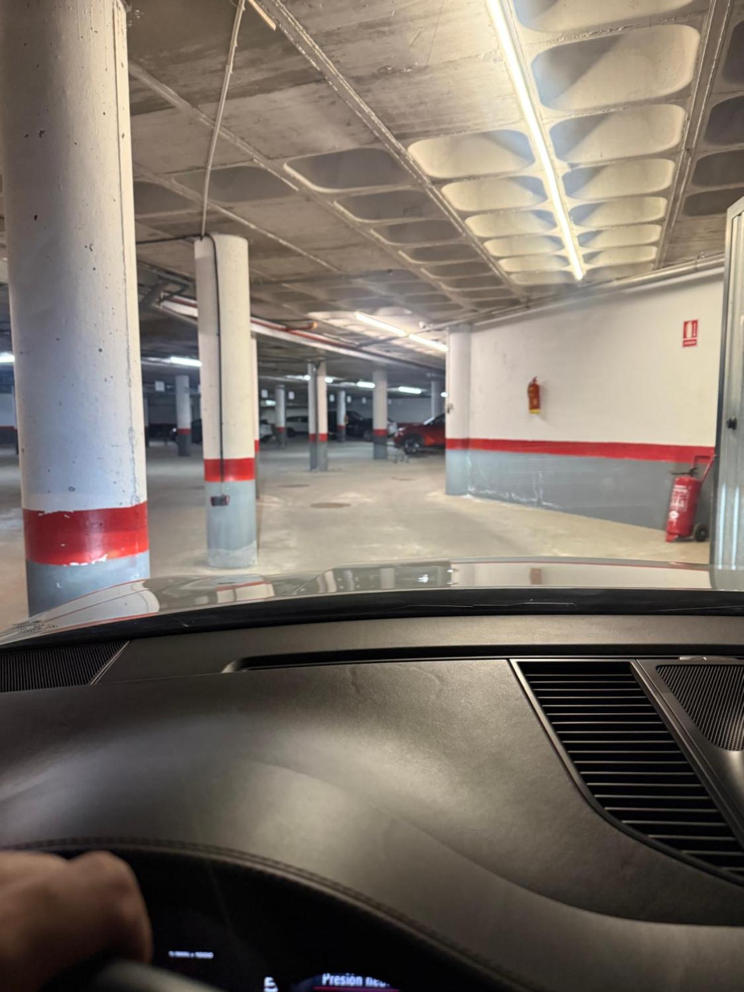 Maribel Arttyco A Pie De Pista Con Parking Cubierto Y *